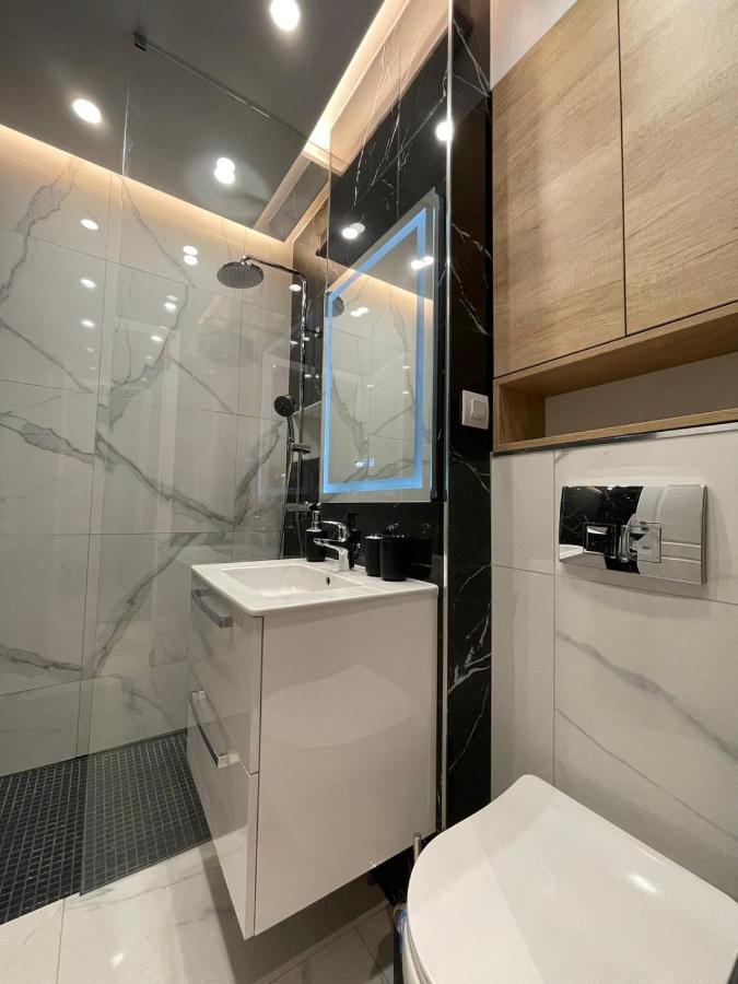 Milton Flats Apartment Cluj Napoca Bagian luar foto